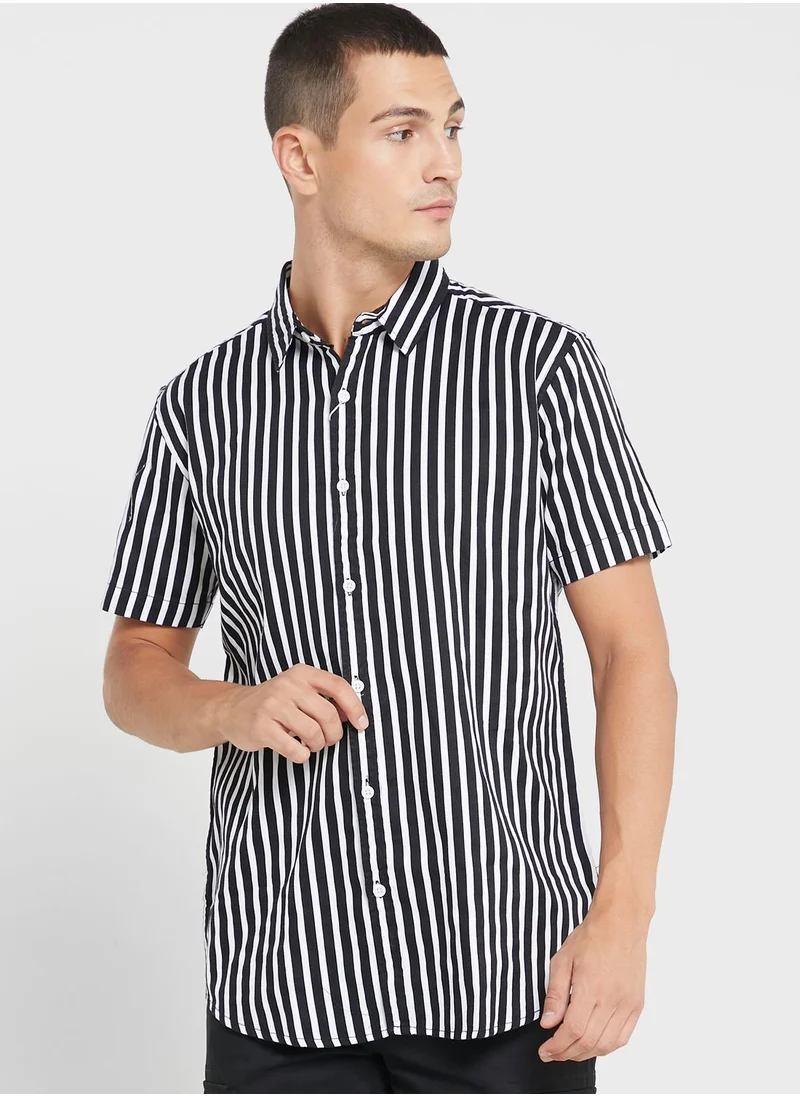 Robert Wood Regular Short Sleeve