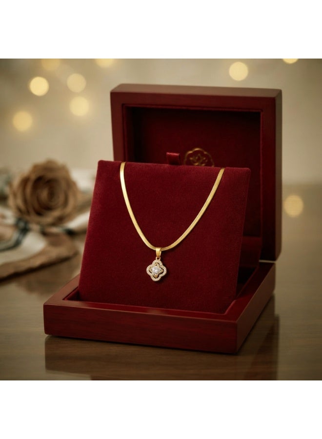Julia Store 18K Gold Plated Stainless Steel Aesthetic Exquisite Luxury Elegant Dainty Cute Trendy High-End Hypoallergic Four Leaves Love Lucky Flower Herringbone Snake Chain Necklace Jewelry Gift For Women - Image 2