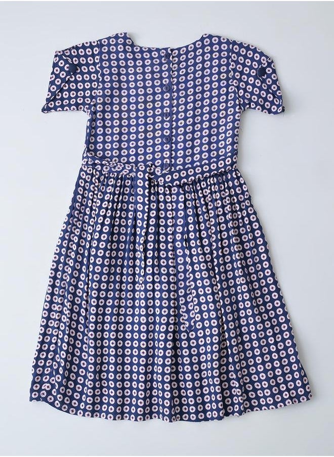 بيلا مودا فستان بيلا مودا بطبعة شاملة بقصة واسعة - Image 4