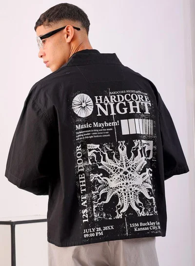 ذا انديان كراج كو Men Boxy Fit Graphic Print Half Sleeves Cuban Collar Street Wear Cropped Shirt