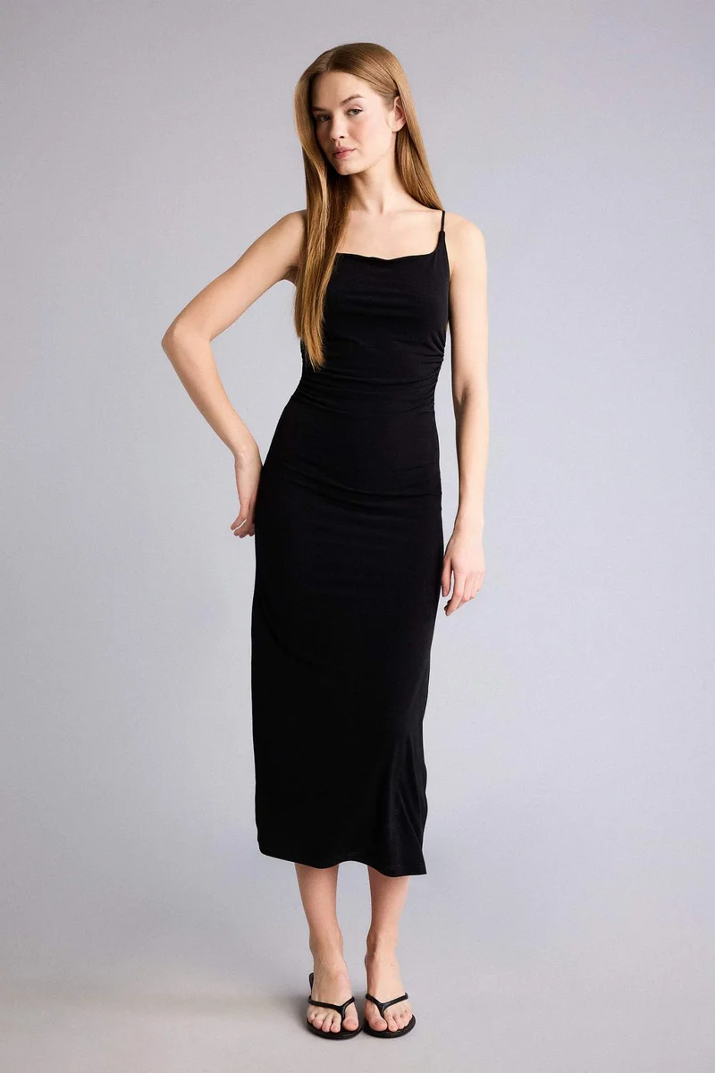 ديفاكتو Bodycon Square Collar Maxi Dress