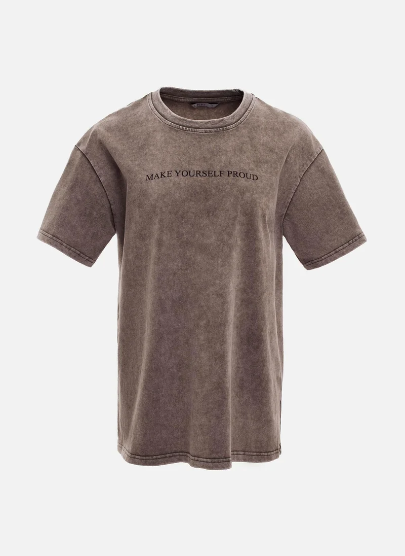 Lichi Loose T-shirt with scuffs and lettering