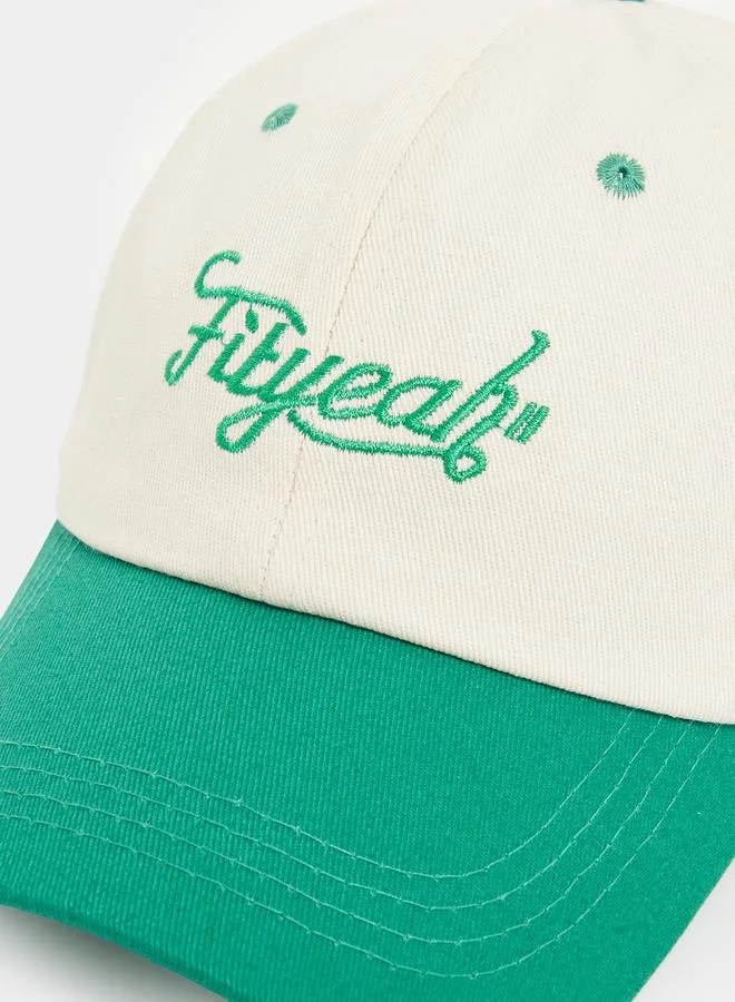 ستايلي كاب بيسبول بتفاصيل مُطرّزة