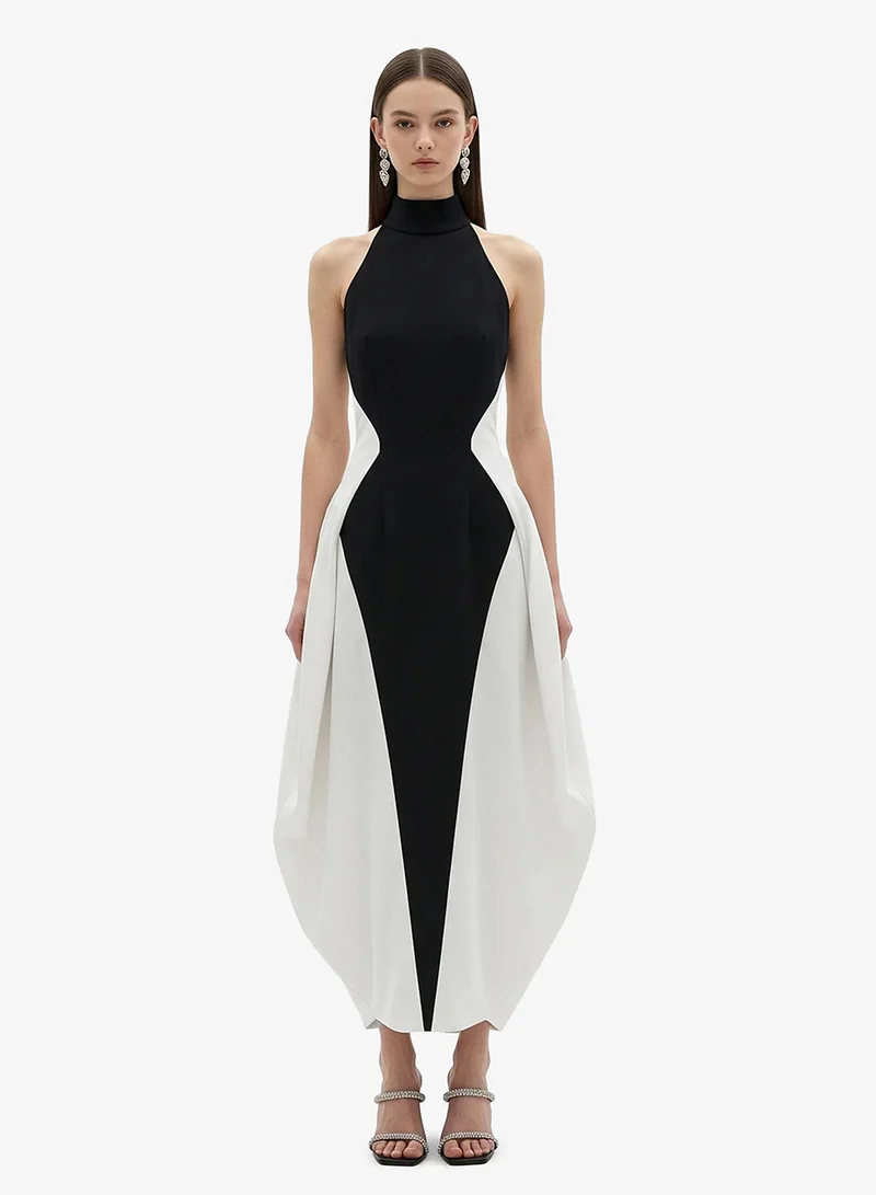 جي دبليو بي Monochrome Paneled Maxi Dress