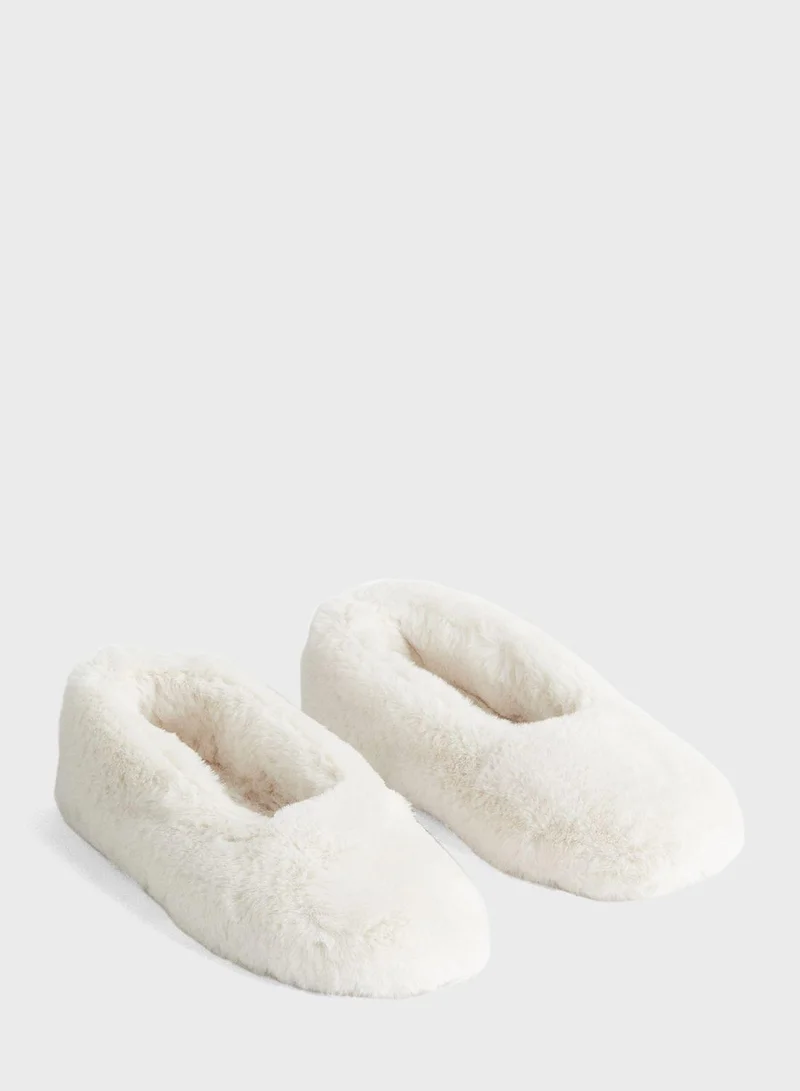 H&M Casual Bedroom Slippers