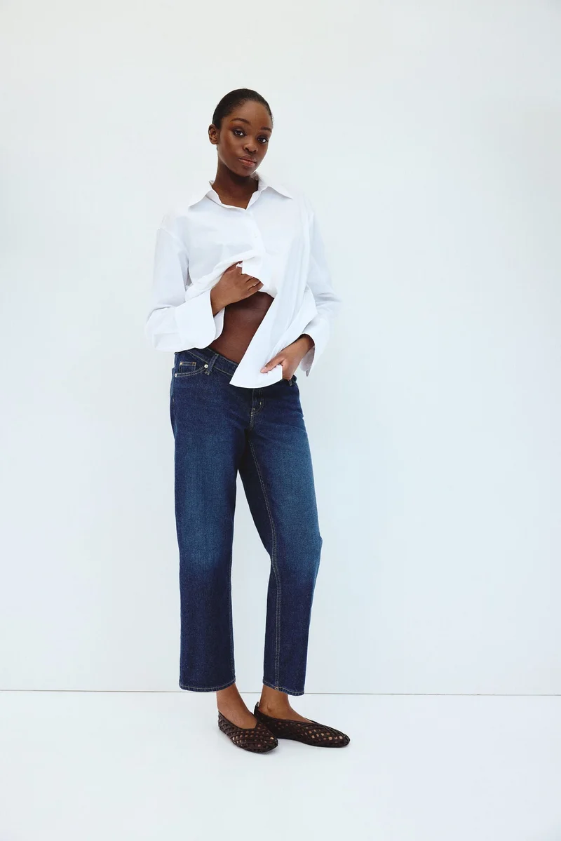 اتش اند ام جينز بقصّة مستقيمة وبطول الكاحل من تشكيلة ماما