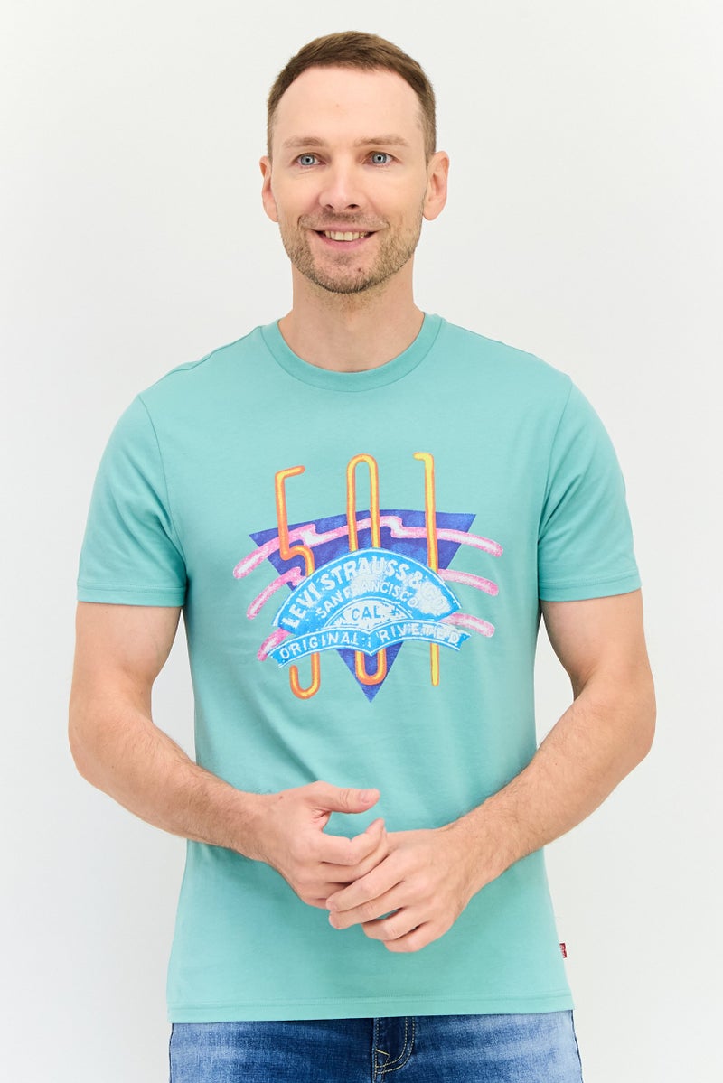Levi's تي شيرت رجالي بأكمام قصيرة وياقة دائرية، طباعة جرافيك، لون أخضر مائل للرمادي - Image 1