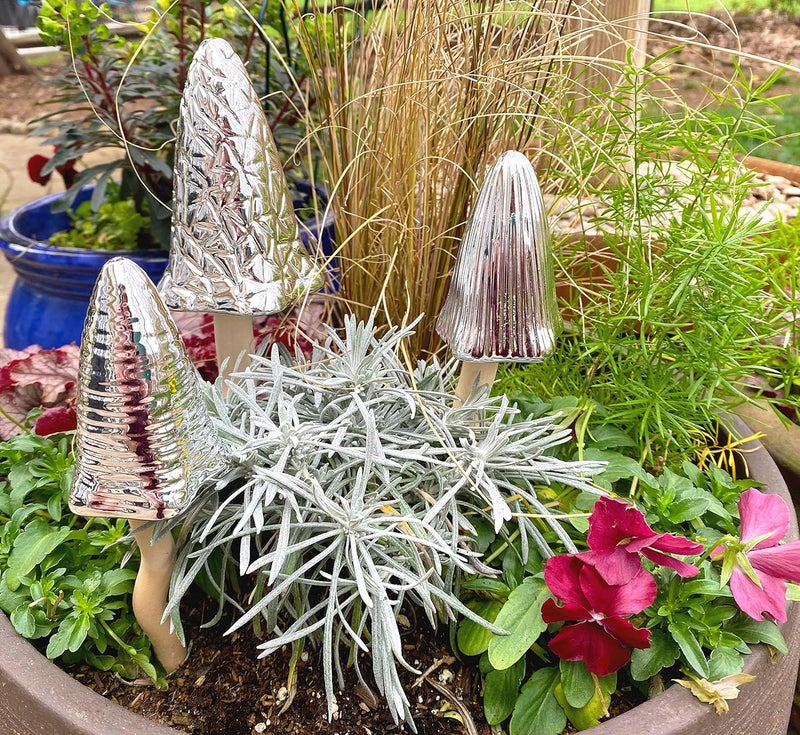 Bosmere Bosmere W122 Ceramic Silver Tinkling ToadstoolsSet of 3 Outdoor dcor  - Image 3