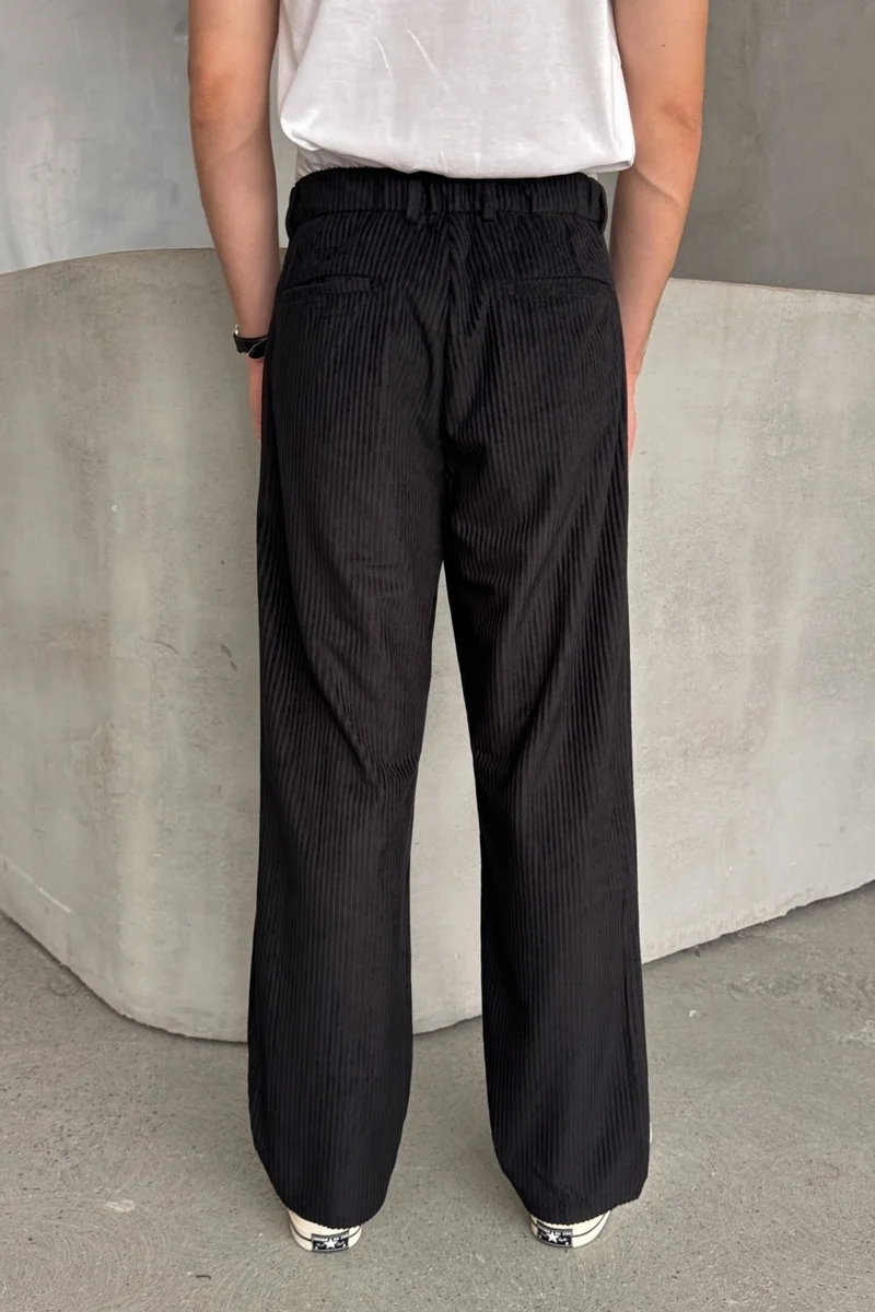 HYMAN Men's Pleated Baggy Pattern Velvet Trousers