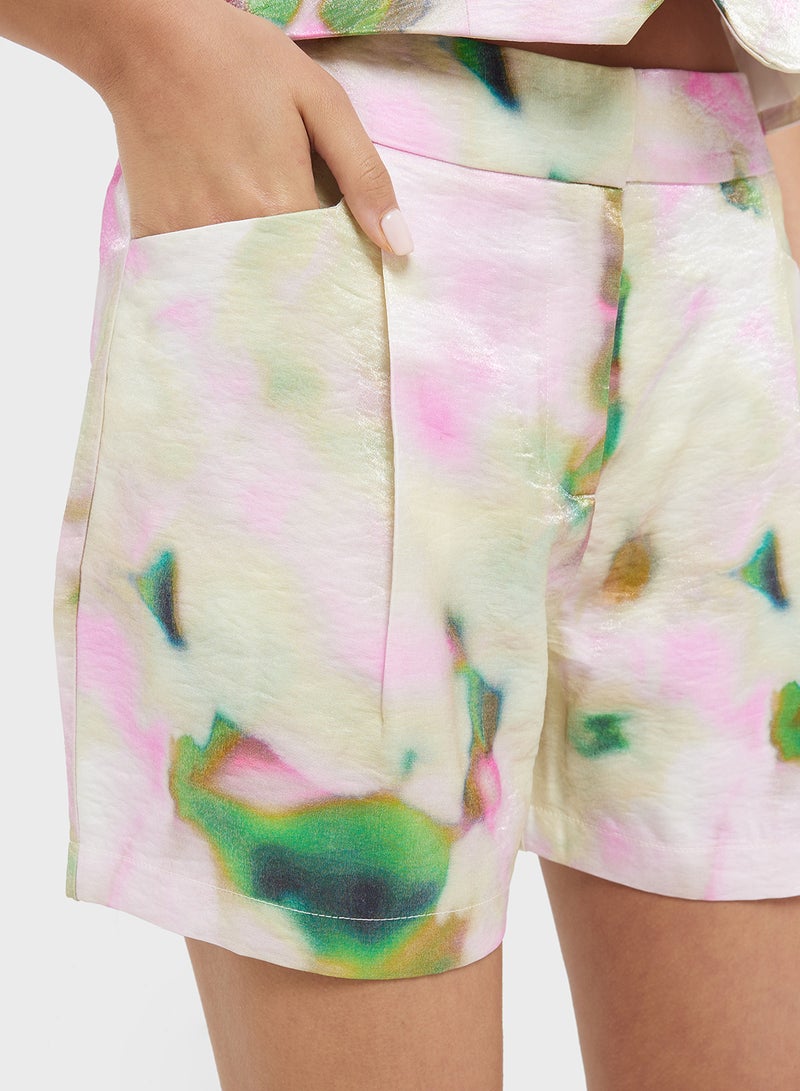 VERO MODA Printed High Waist Shorts  - Image 3