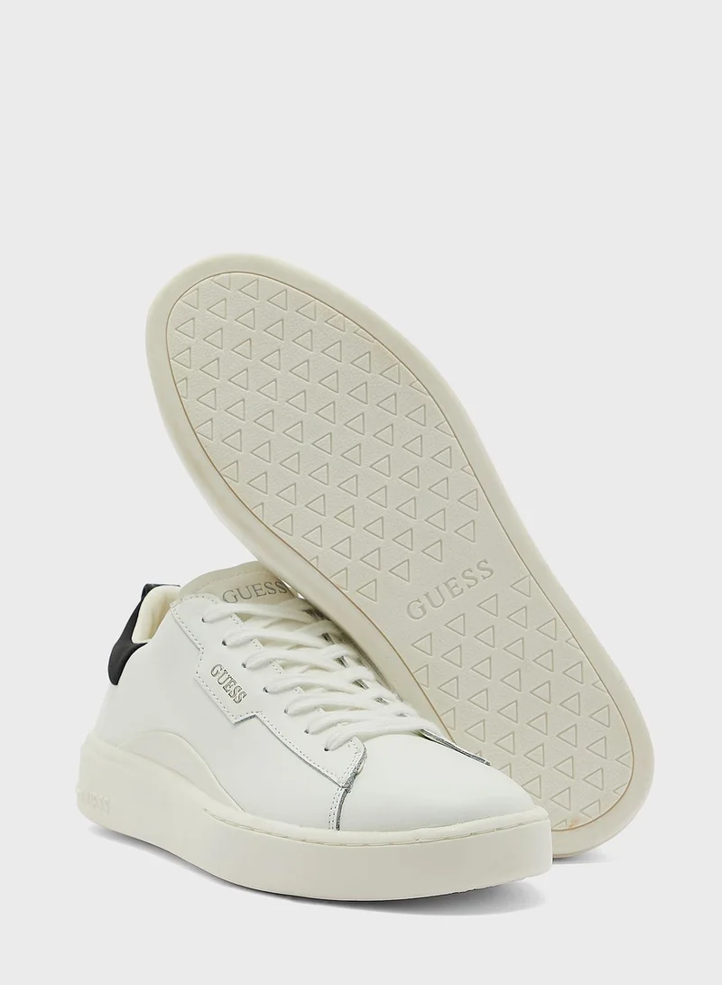 GUESS Low-Top Sneakers
