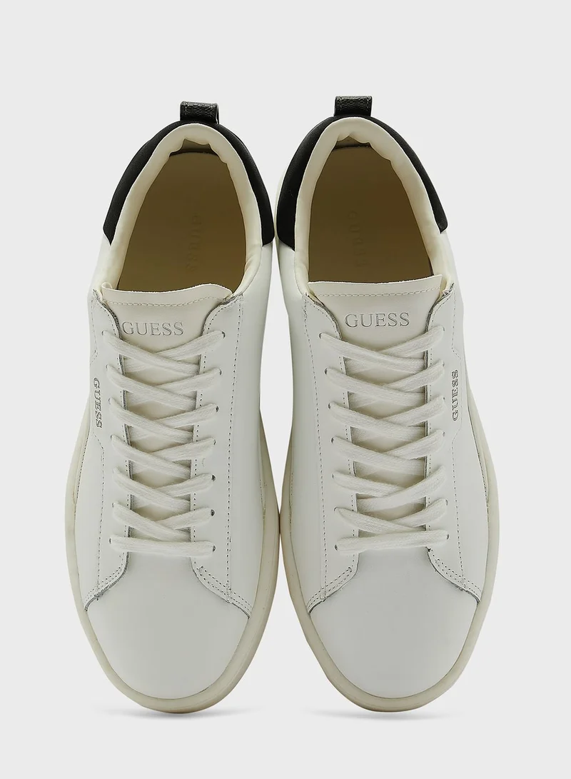 GUESS Low-Top Sneakers