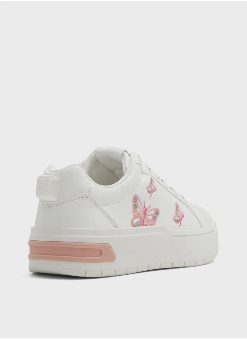 CALL IT SPRING Olli Low Top Sneakers