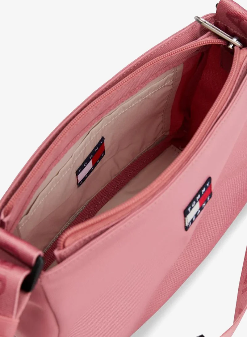TOMMY JEANS Logo Detailed crossbody bag