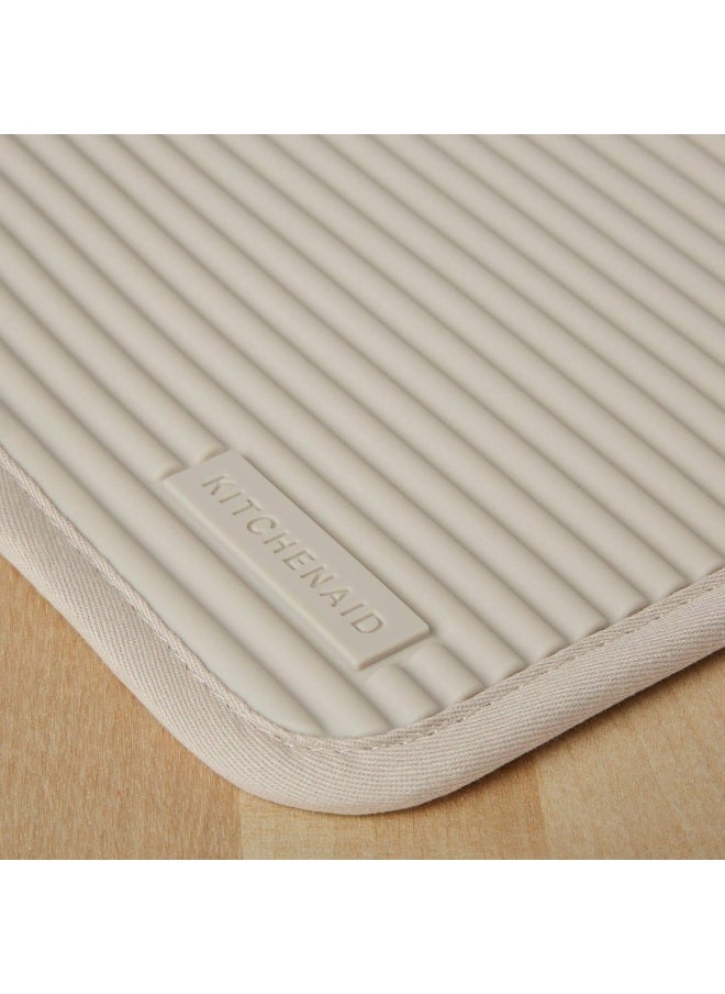 KitchenAid KitchenAid Ribbed Soft Silicone Water Resistant Pot Holder Set, Milkshake, 2 Piece Set, 7"x9"  - Image 2