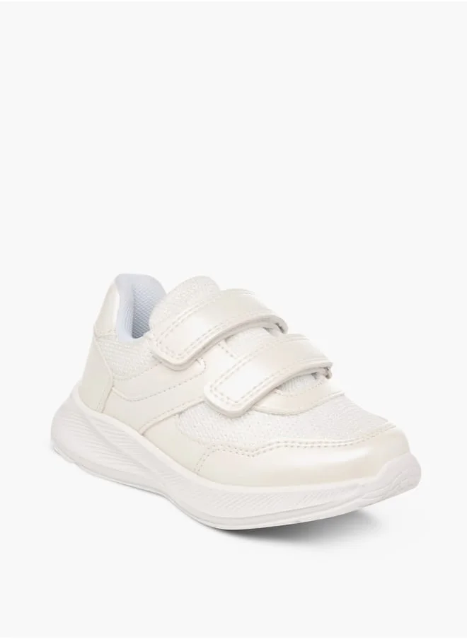 حافي القدمين Girls Panelled Sneakers With Hook And Loop Closure