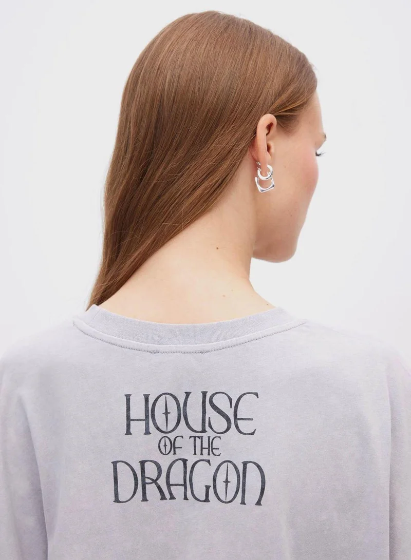 ديفاكتو تيشيرت بأكمام قصيرة وطبعة بياقة دائرية بقصة واسعة