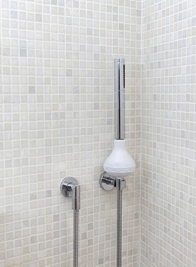 TAPP WATER ShowerPro Shower Water Filter Filters Lime Chlorine And Heavy Metals Ideal for Hair And Skin White  - Image 4