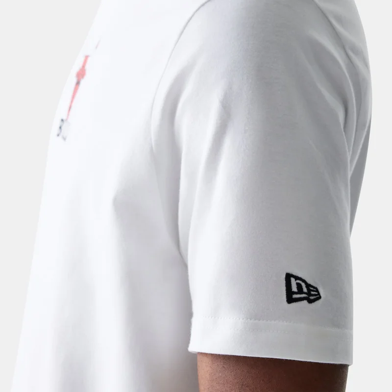 New Era White Men's NBA Chicago Bulls Logo T-Shirt for Men | Best Price UAE