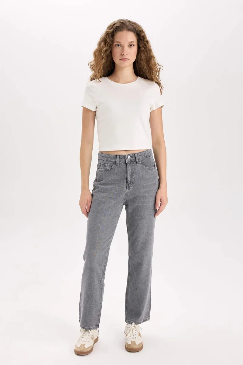 Straight Fit Jeans