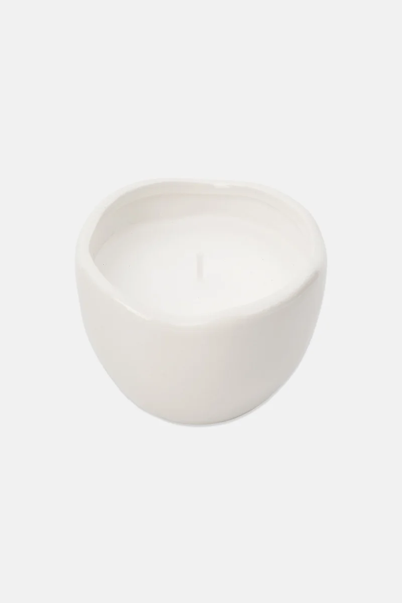 Muy Mucho Ceramic Winter Jasmin Scented Candle