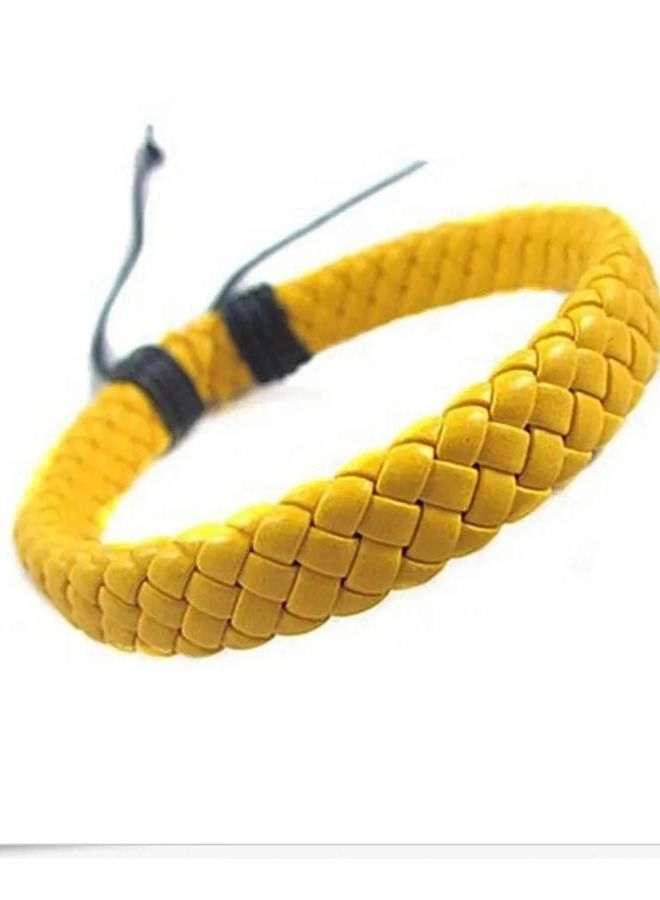 Stylish men bracelet with repeating pattern adjustable yellow 