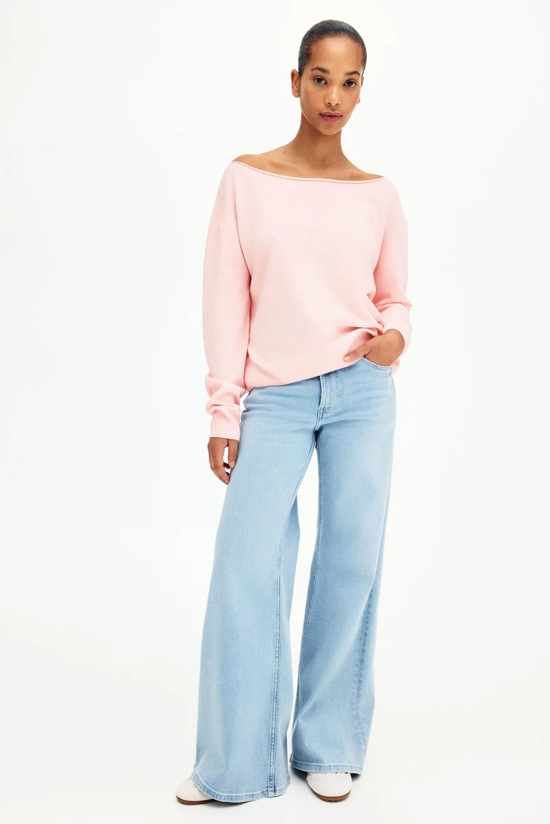 اتش اند ام كنزة بدون أكتاف