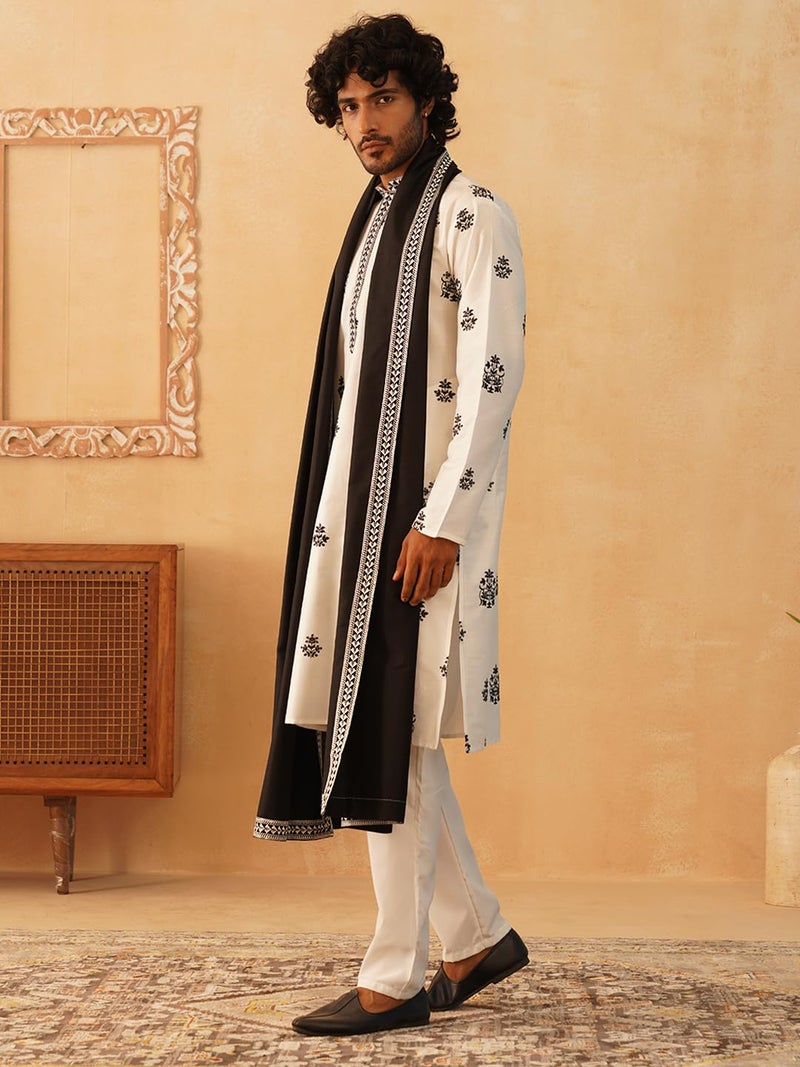 Jompers Classic Silk Blend Embroidered Kurta Pyjama Set with Dupatta - Image 2