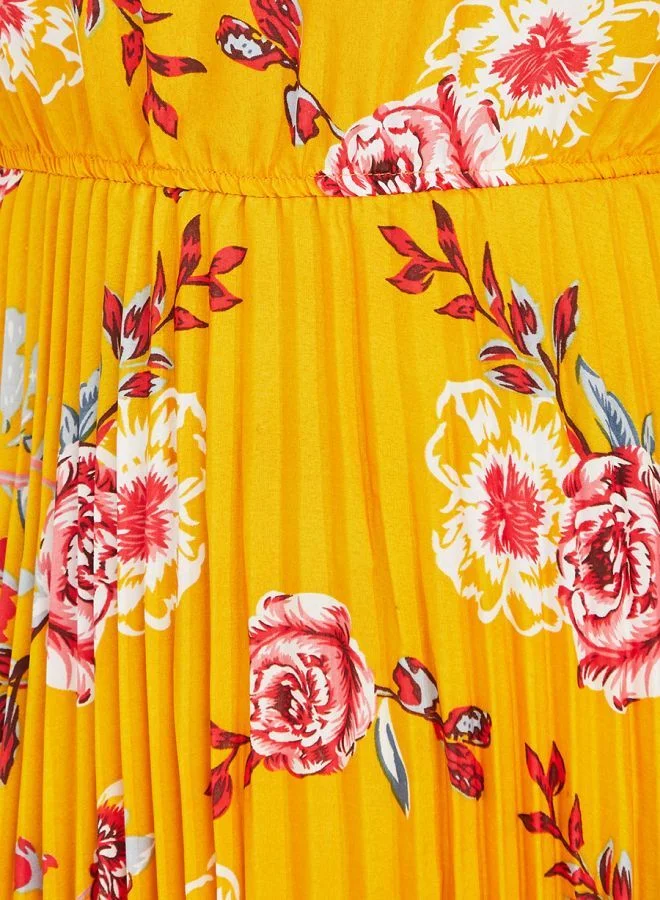 Styli Floral Print Accordion Pleated Maxi Dress