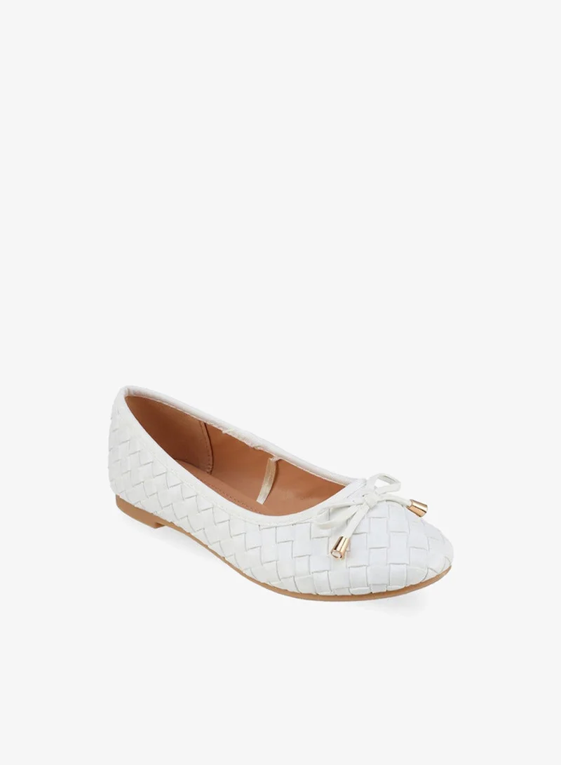 فلورا بيلا من شو إكسبرس Flora Bella Girls Bow Accent Ballerina Shoes