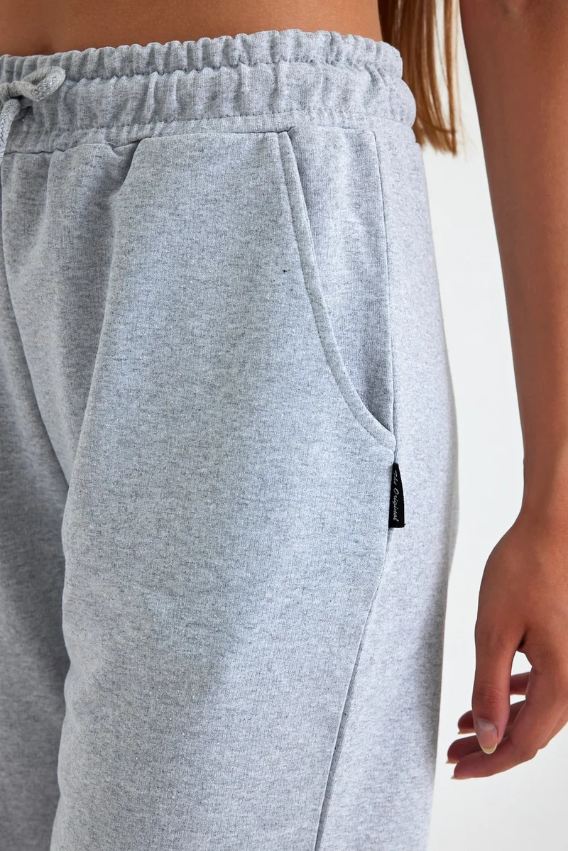 mmetalic Women's Relaxed Cut Elastic Waist Seasonal Soft Fabric Pocket Gray Long Bermuda Shorts