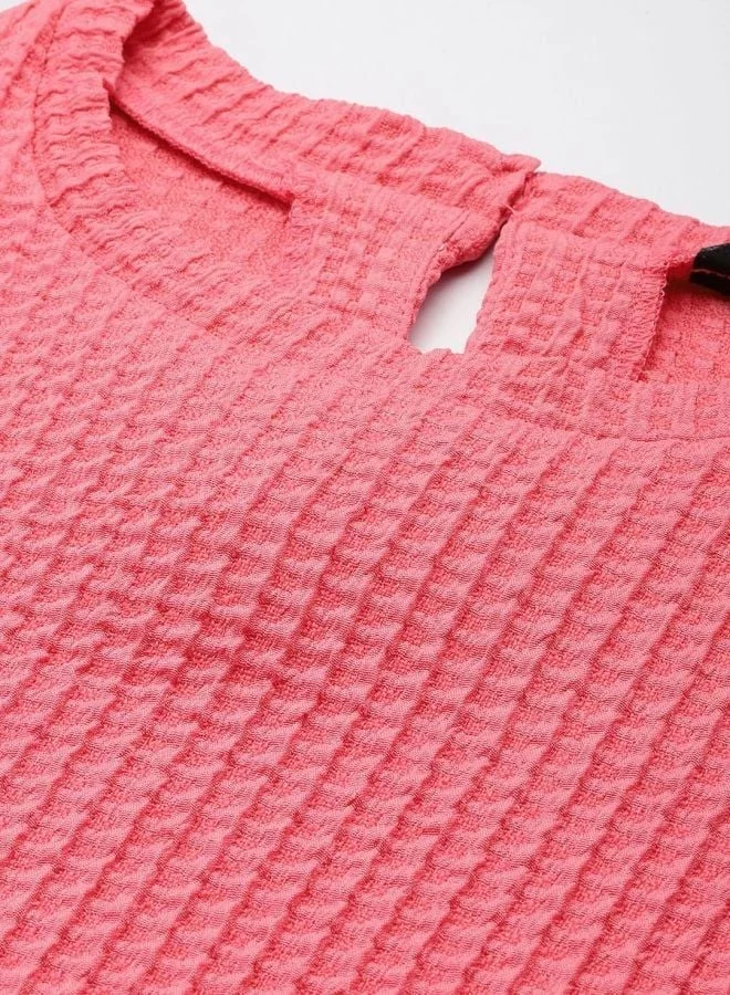 مرفوعة Women Boxy Fit Textured Round Neck Sleeveless Regular Top