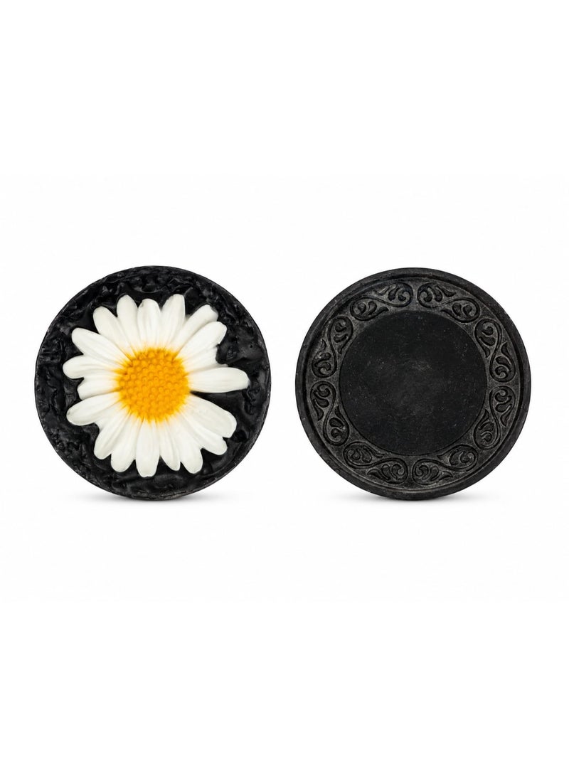 LEVON 🖤🌼 Charcoal and milk soap with a fragrant fragrance 🌼 Deep cleaning and long-lasting freshness 🌼 100 gm 🌼 Fortified with Vitamin E - Image 2