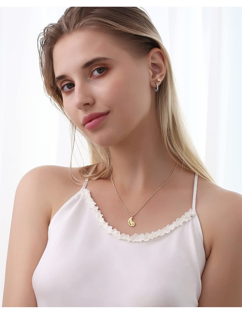 SYOSI - 2 Pack Mother-Daughter Alphabet Necklace Set Splicing Yin Yang Pendant Necklace Creative Shape Suitable as Birthday/Festival/Mother's Day Gift - Image 1