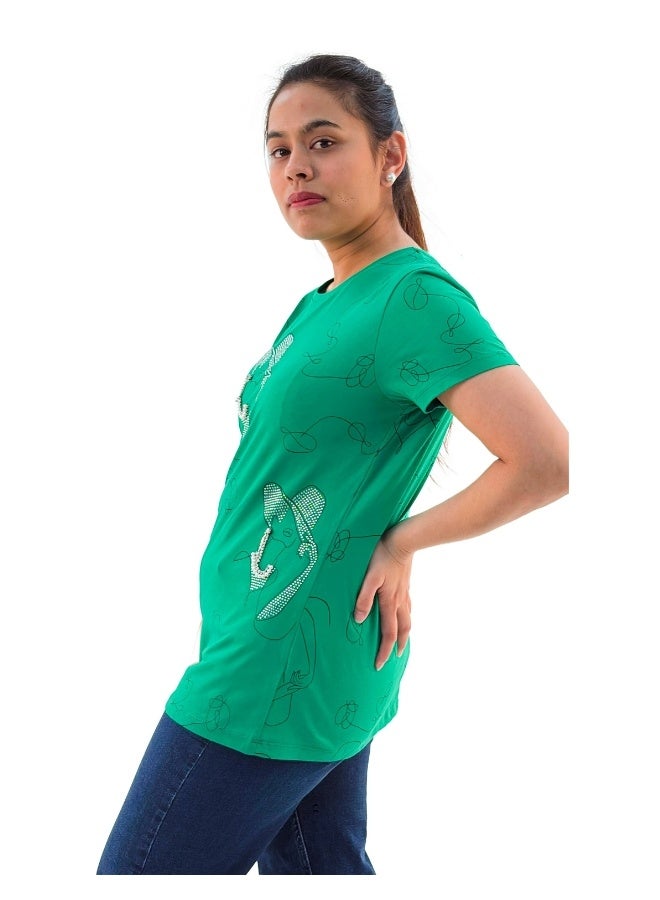 JOANNA تي شيرت نسائي بتصميم تجريدي بياقة دائرية وأكمام قصيرة - أخضر - Image 2