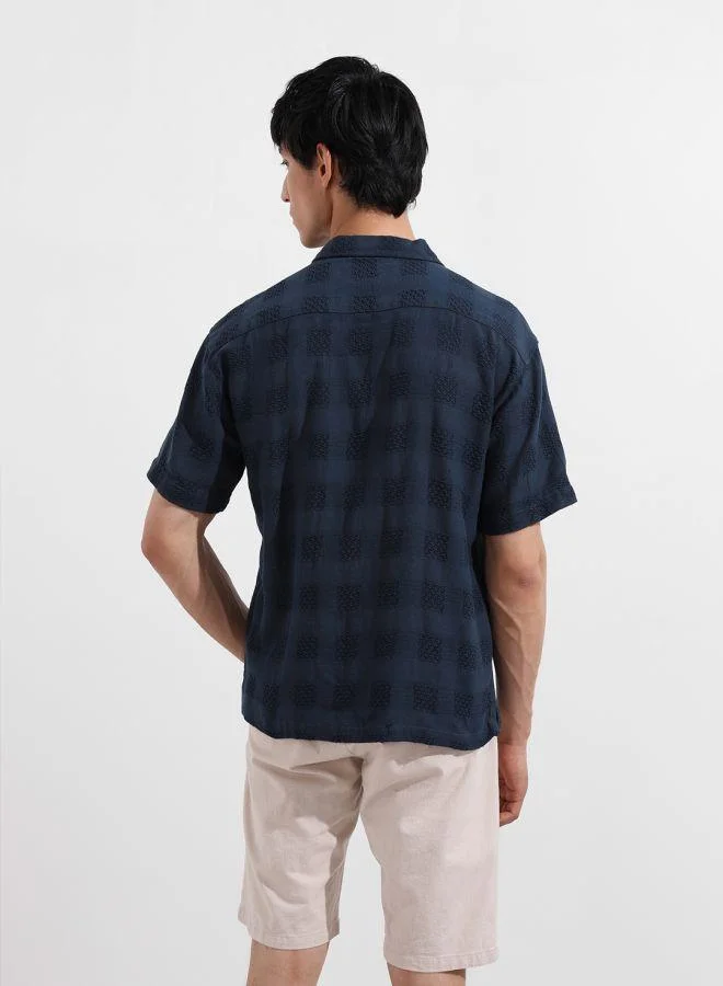 The Indian Garage Co Men Relaxed Fit Textured Cuban Collar Half Sleeves Shirt