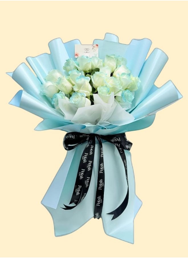 Petals by Aemi - Soft fresh Petals Bouquet - Image 1