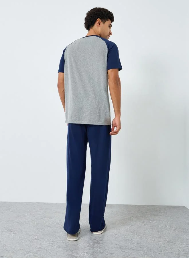 Styli  Men Grey Printed Raglan Sleeve T-Shirt and Pyjama Set for Men | Best Price UAE