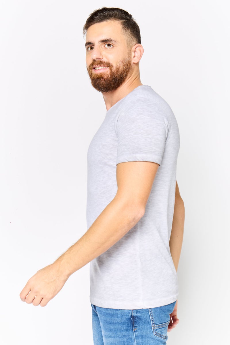 DeFacto تي شيرت رجالي بأكمام قصيرة و ياقة دائرية، رمادي - Image 3