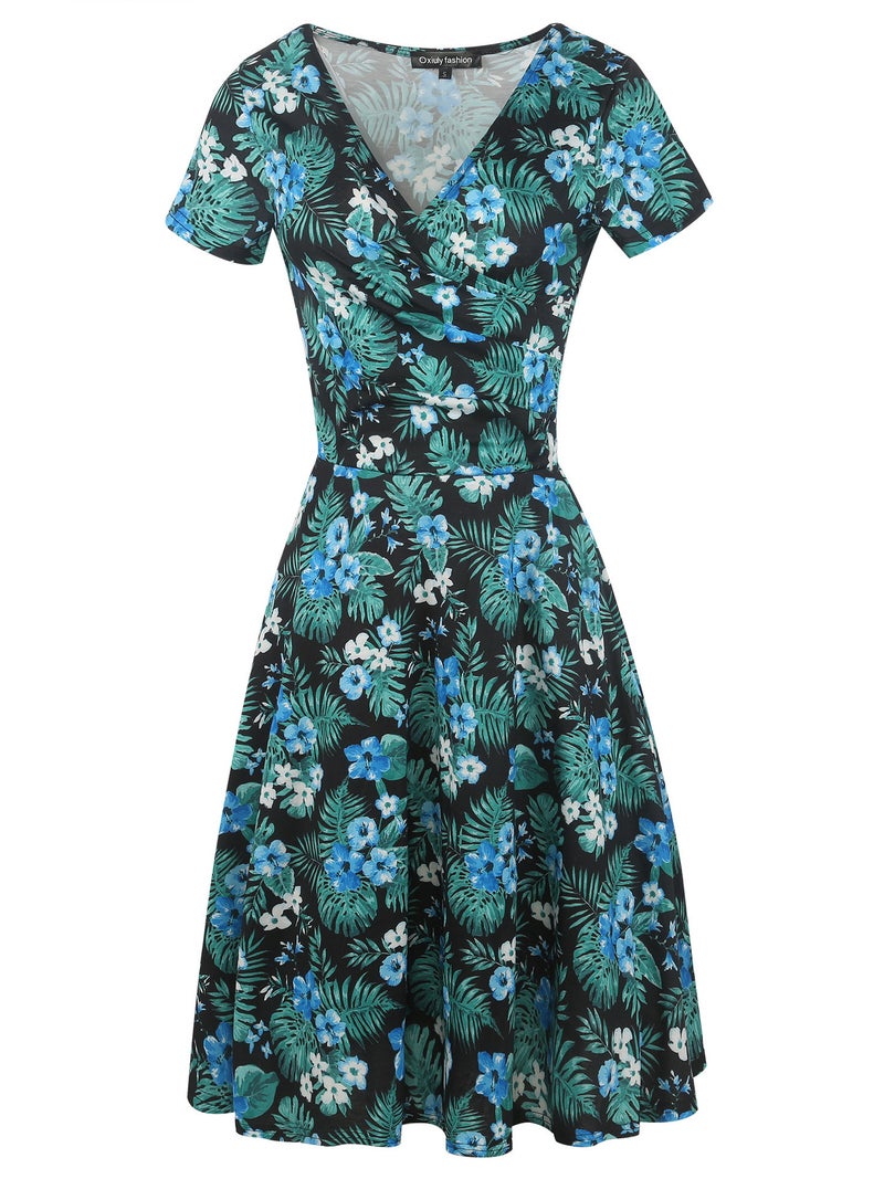 Women's Plus Size V-Neck Short Sleeve Printed Pleated Flared Waist Dress - Image 2