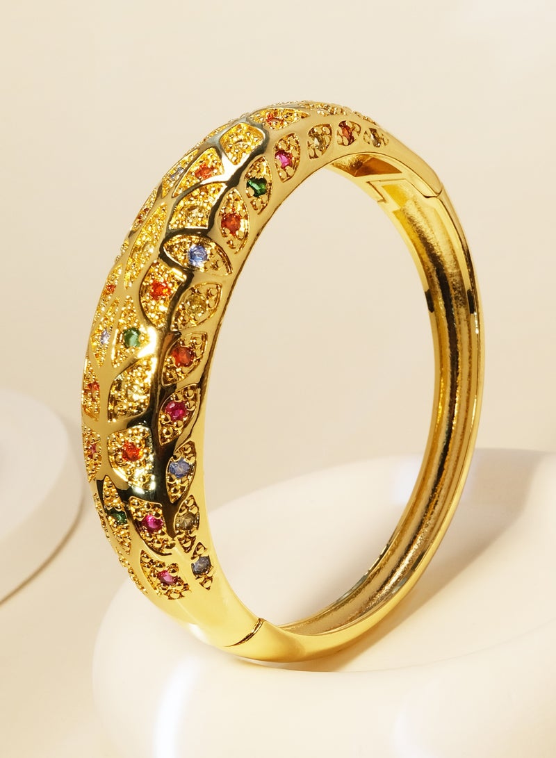 توينكسيل طقم مجوهرات مكون من قطعتين: أساور من النحاس المطلي بالذهب عيار 18 قيراطًا مع الماس، تصميم مفتوح يناسب جميع المقاسات، طراز كلاسيكي للارتداء اليومي - Image 3