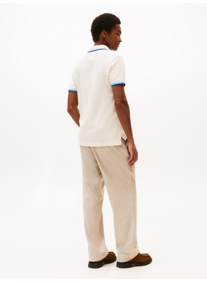 تومي هيلفيغر تيشيرت بولو بقصة ضيقة ومزين بشعار العلامة التجارية - Image 2