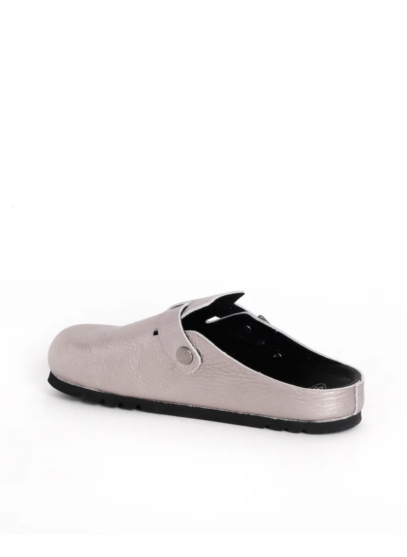 شول CLOG SILVER GRACE