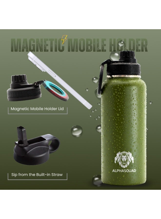 ألفاسكواد زجاجة مياه ALPHASQUAD سعة 1000 مل / 32 أونصة مع حامل هاتف مغناطيسي، زجاجات مياه من الفولاذ المقاوم للصدأ متوافقة مع حامل الهاتف وحامل ثلاثي القوائم لأجهزة iPhone، كوب معزول بجدار مزدوج للصالة الرياضية والرياضة (زيتوني) - Image 3