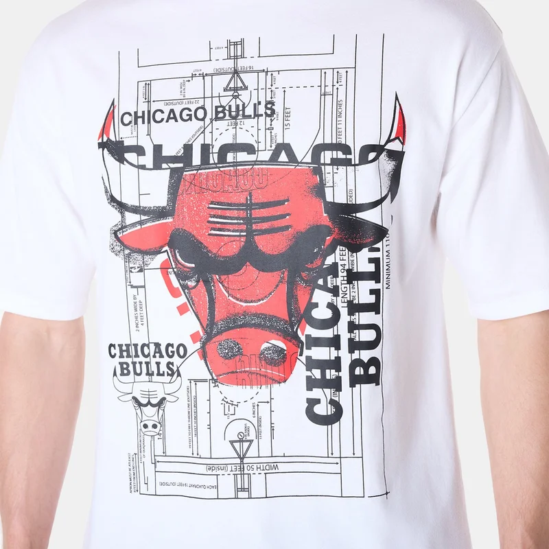 NEW ERA White Men's NBA Chicago Bulls Graphic T-Shirt for Men | Best Price UAE