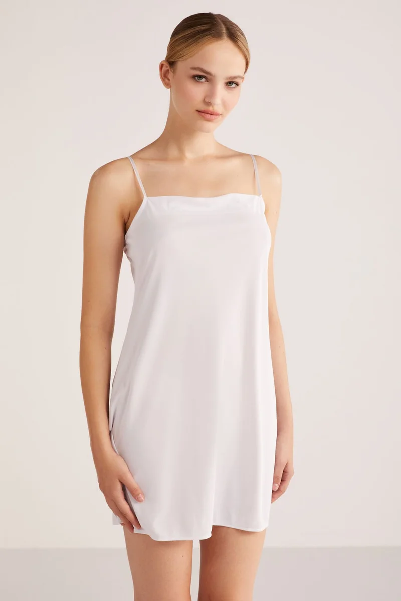 KOM Petty Petticoat White