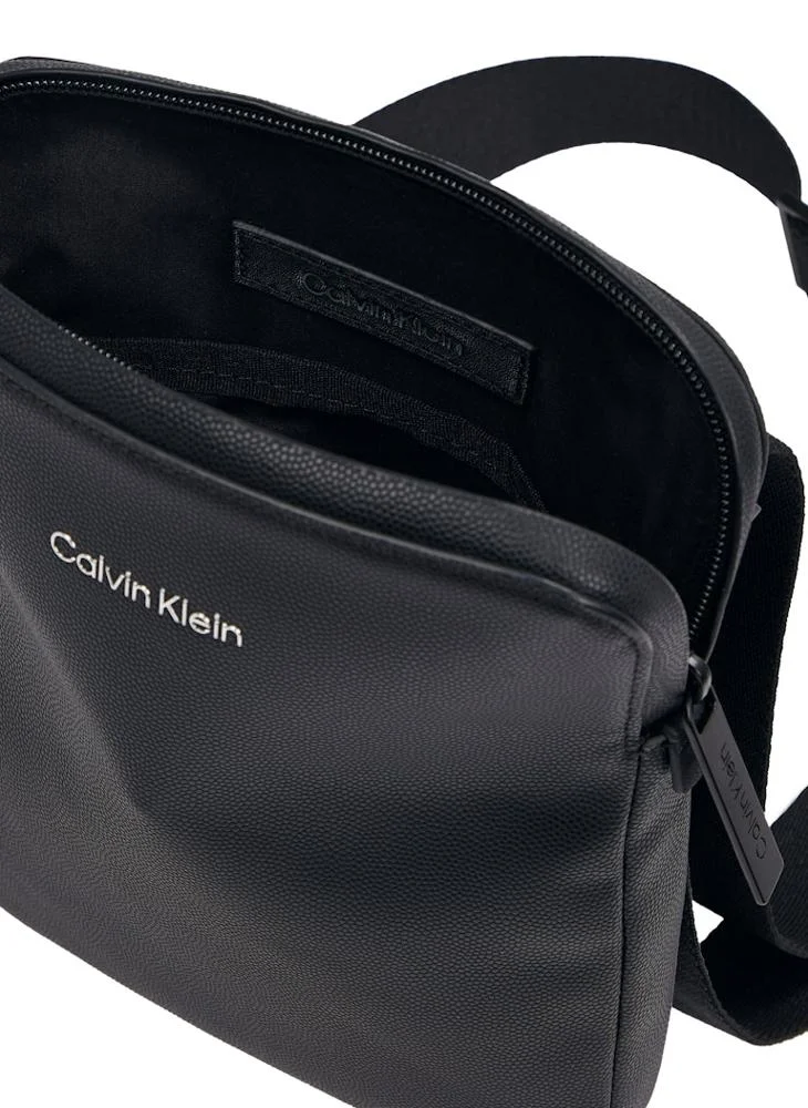CALVIN KLEIN Logo Detailed Messenger Bag