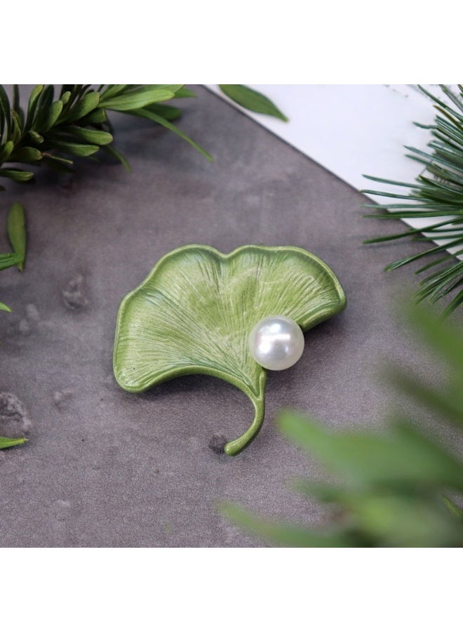 KUYING Handmade Vintage Forest Plant Brooch