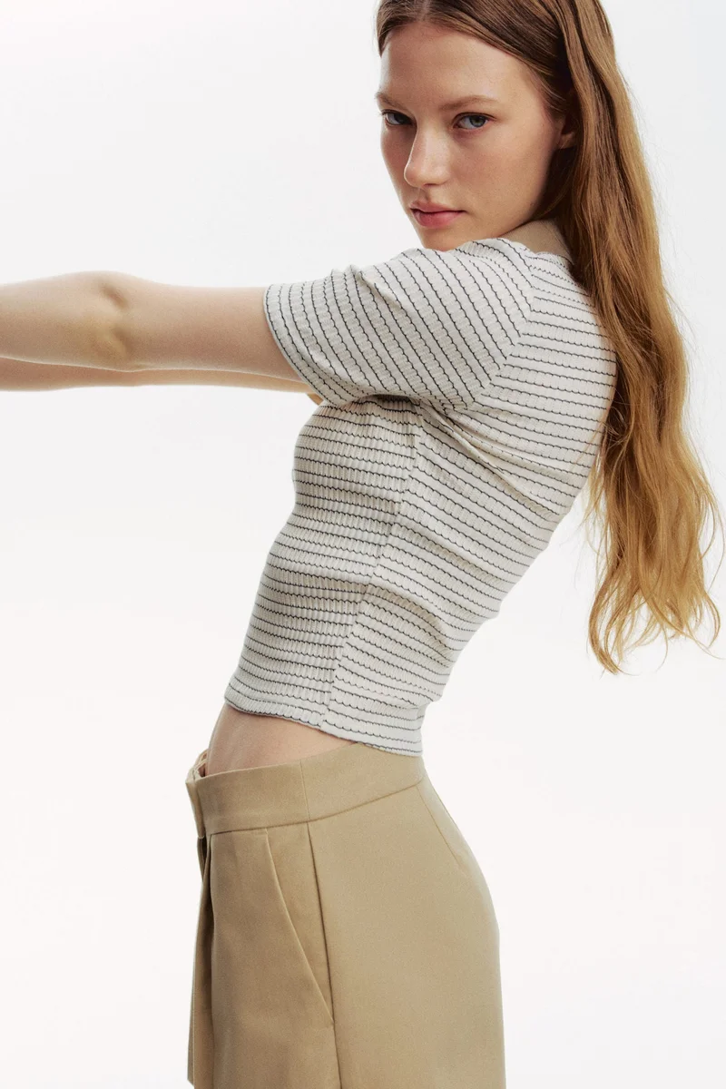 اتش اند ام تي-شيرت بولو مرن ومحبوك