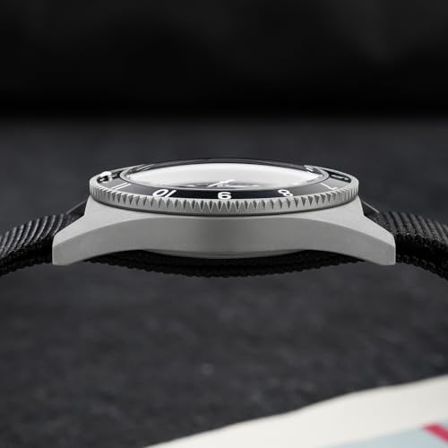 watchdives VH31 Quartz Watch, WD1972 Military Diver Watches Sapphire Crystal Luxury Wristwatch 200m Waterproof Watch for Men (Black/with Logo New) - Image 5